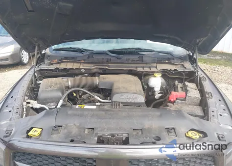 2018 Ram 1500 Express 4X2 5'7 Box z USA, uszkodzony, nr VIN 1C6RR6KG5JS304786